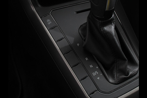 Volkswagen Polo 1.0 TSI DSG Comfortline Connect | Navigatie | Apple Carplay/Android Auto | Climate Control | Adaptive Cruise Control | Extra Getint Glas | Voorstoelen Verwarmd |