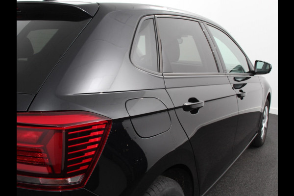 Volkswagen Polo 1.0 TSI DSG Comfortline Connect | Navigatie | Apple Carplay/Android Auto | Climate Control | Adaptive Cruise Control | Extra Getint Glas | Voorstoelen Verwarmd |