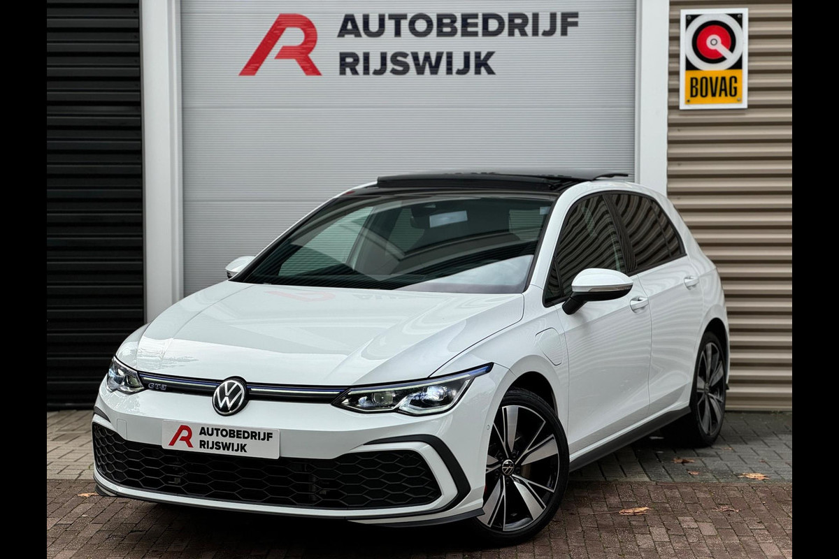 Volkswagen Golf 1.4 eHybrid GTE Pano/HuD/Camera/Matrix