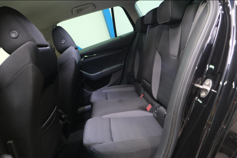 Škoda Octavia Combi 1.0 e-TSI Business Edition Automaat - N.A.P. Airco, Cruise, PDC, Trekhaak.