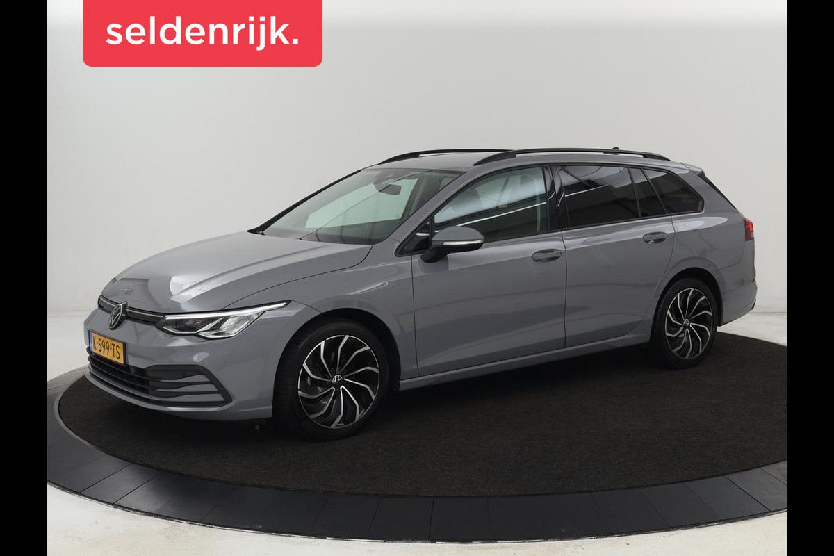 Volkswagen Golf 1.0 TSI Life | Trekhaak | Stoelverwarming | Camera | Carplay | Adaptive cruise | Stuurverwarming | Navigatie | Getint glas | Full LED | Climate control | Digital Cockpit | Sfeerverlichting