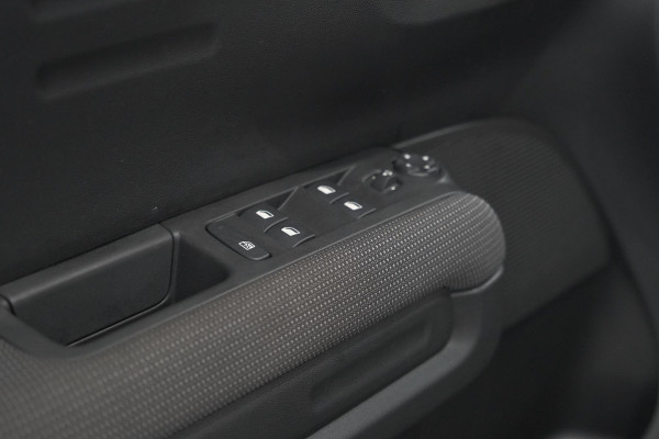 Citroën C3 Aircross PureTech 130 EAT6 Plus | Stoelverwarming | Apple Carplay | Parkeersensoren
