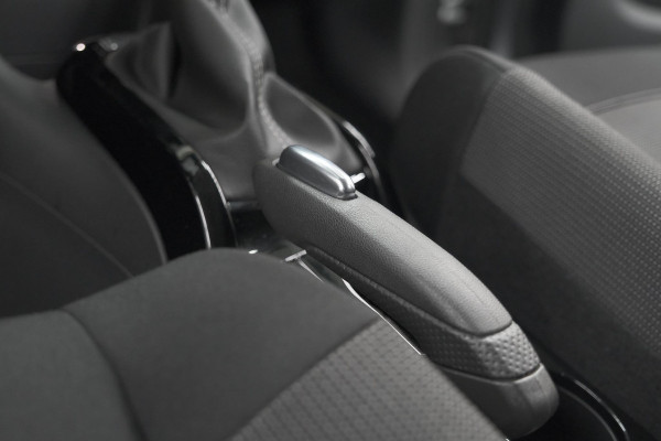 Citroën C3 Aircross PureTech 130 EAT6 Plus | Stoelverwarming | Apple Carplay | Parkeersensoren