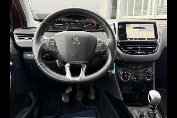 Peugeot 2008 1.2 PureTech Signature Navi,Apple Carplay,Airco,Cruise,Trekhaak,PDC,Distributie riem v.v. 2025,N.A.P,APK tot 03-2027