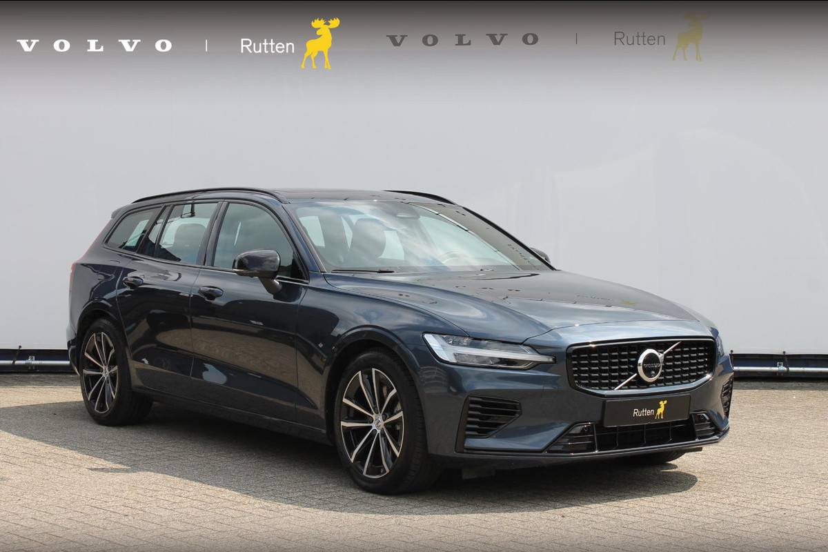 Volvo V60 T6 350PK Automaat Plug-in hybrid AWD Plus Dark Panoramisch schuif-kanteldak / Semi elektrisch wegklapbare trekhaak / Google infotainment / Verwarmbare voorstoelen en stuurwiel / Adaptieve cruise control