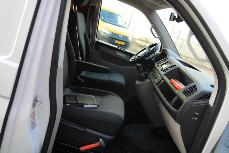 Volkswagen Transporter 2.0 TDI 102PK L1H1 Highline / Multi stuur / PDC 2x / Klep / Cruise