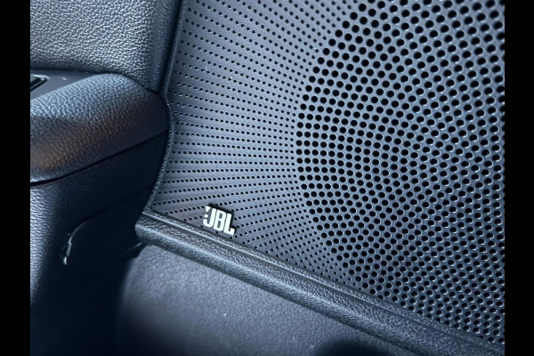 Kia ProCeed 1.6 T-GDI GT Garantie Trekhaak Pano Memory Camera Carplay StuurVW StoelVW Blindspot Elek Achterklep Navi Led Rijklaar