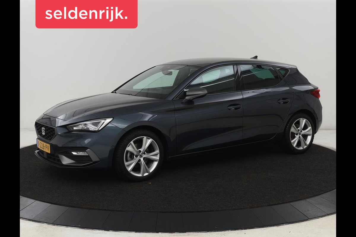 Seat Leon 1.5 eTSI FR Launch Edition | Carplay | Adaptive cruise | Sfeerverlichting | Navigatie | Full LED | Dodehoek detectie | DAB | Parkeerhulp | Climate control