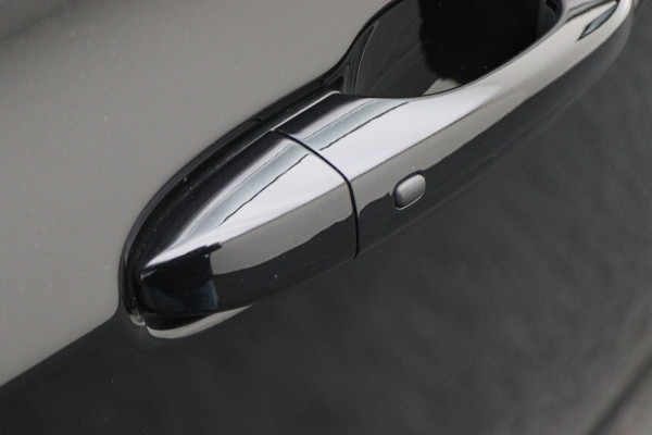 Jeep Compass 4xe 240 Plug-in Hybrid Electric S Leer, Virtual Cockpit, Camera, Apple Carplay, ACC, Rijstrooksensor, 19"