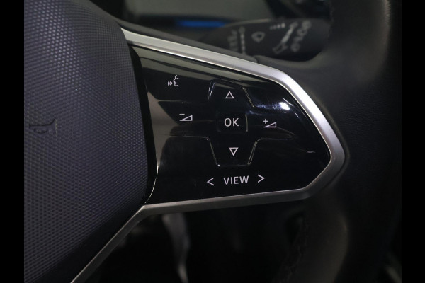 Volkswagen ID.3 First Plus 58 kWh ACCU 89%! BIJNA 2021 . STUUR & STOEL VERWARMING . PARKEERSENSOREN VOOR/ACHTER .