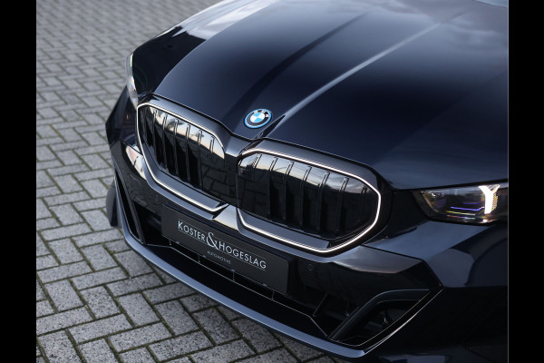 BMW 550e Touring xDrive | Carbonzwart - Bow&Wil - Trekhaak