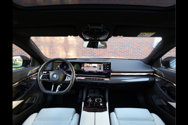BMW 550e Touring xDrive | Carbonzwart - Bow&Wil - Trekhaak