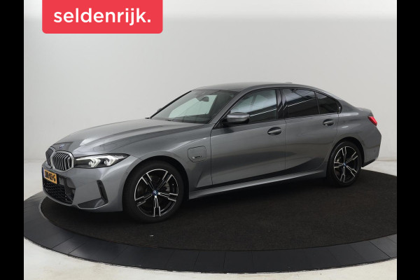 BMW 3-serie 320e M Sport | Trekhaak | Stoelverwarming | Camera | Leder/Alcantara | Stuurverwarming | Carplay | Live Cockpit Plus | Adaptief LED | Sportstoelen | Cruise control | PHEV | Plug In