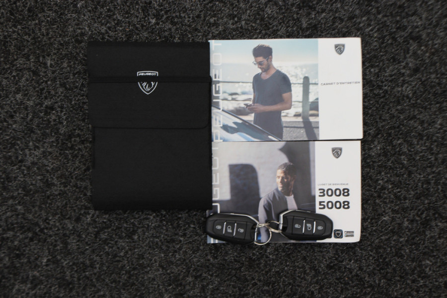 Peugeot 3008 1.6 HYbrid 225 Allure Pack Business Virtual Cockpit, ACC, Camera, Apple Carplay, DAB, LED, 19"