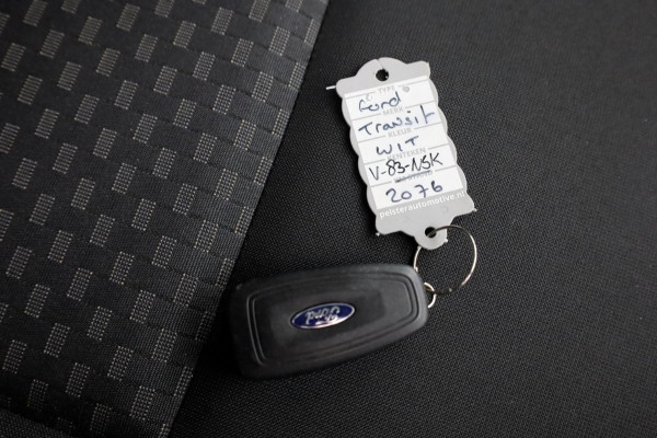 Ford Transit 350 2.0 TDCI 130pk L2H2 Trend Airco Easy Acces Laadklep 500kg 03-2022