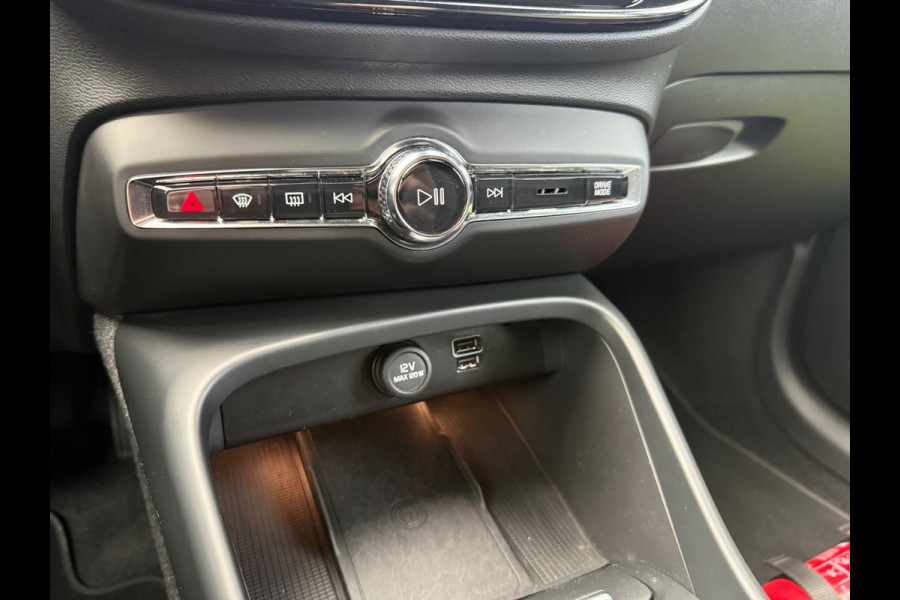 Volvo XC40 1.5 T4 Recharge Inscription - Automaat - Navi - Camera - Parkeerhulp - Climate