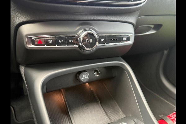 Volvo XC40 1.5 T4 Recharge Inscription - Automaat - Navi - Camera - Parkeerhulp - Climate