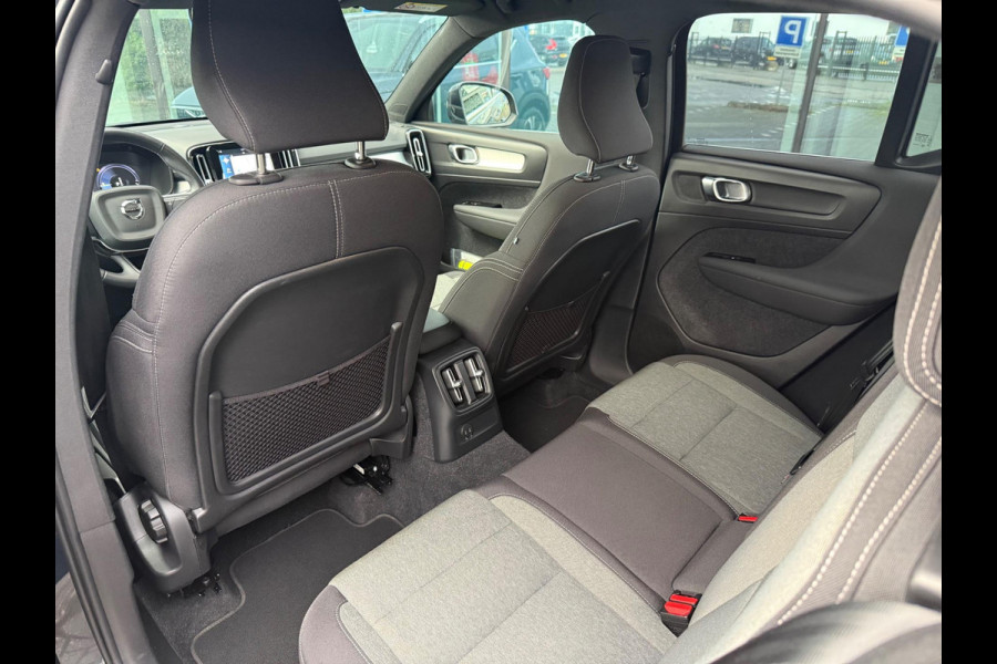 Volvo XC40 1.5 T4 Recharge Inscription - Automaat - Navi - Camera - Parkeerhulp - Climate