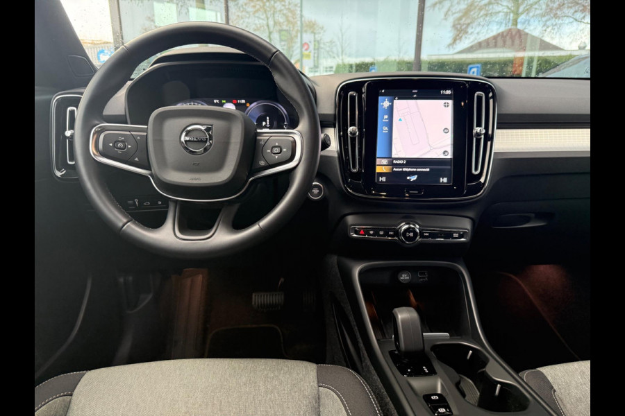 Volvo XC40 1.5 T4 Recharge Inscription - Automaat - Navi - Camera - Parkeerhulp - Climate