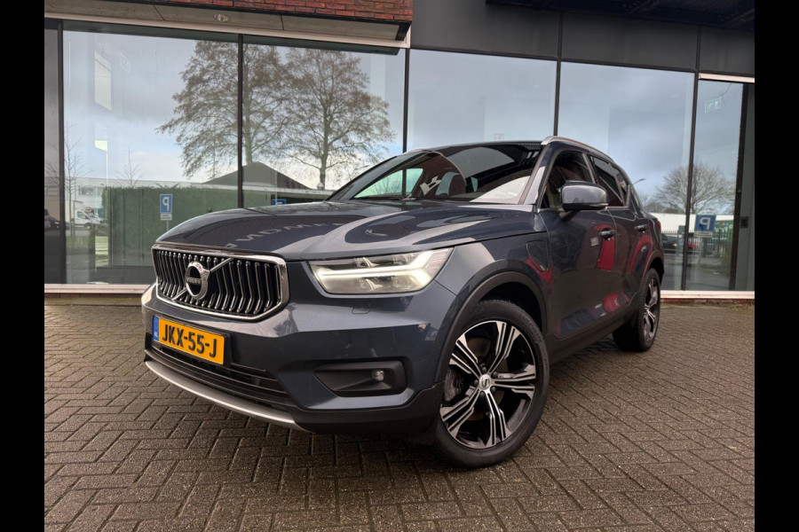 Volvo XC40 1.5 T4 Recharge Inscription - Automaat - Navi - Camera - Parkeerhulp - Climate