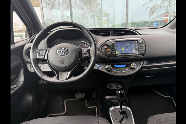 Toyota Yaris 1.5 Hybrid Premium - Automaat - Navi - Camera - Climate - LED