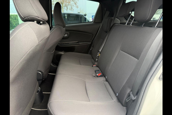 Toyota Yaris 1.5 Hybrid Premium - Automaat - Navi - Camera - Climate - LED