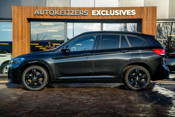 BMW X1 xDrive20d M Pakket Panodak Leer HUD Cruise Navi Stoelverw.
