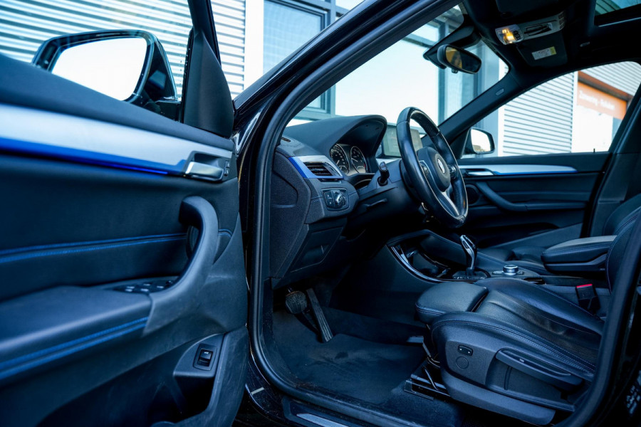 BMW X1 xDrive20d M Pakket Panodak Leer HUD Cruise Navi Stoelverw.