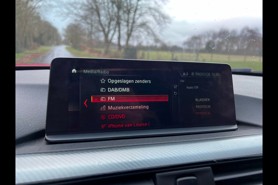 BMW 3 Serie 318i Edition M Sport Shadow High Executive | Schuif/kanteldak + Lederbekleding + DAB + Navi Nu € 24.950,-!!!