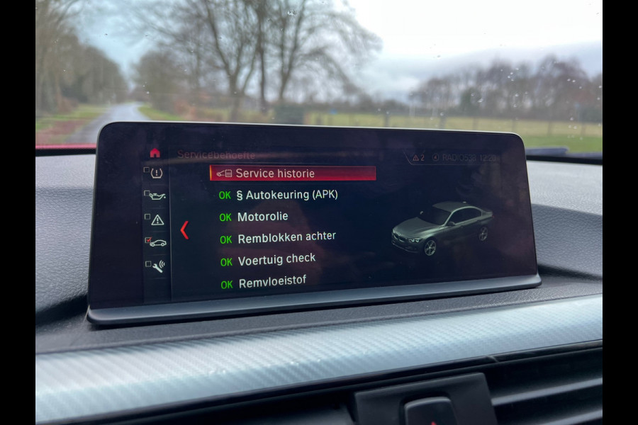 BMW 3 Serie 318i Edition M Sport Shadow High Executive | Schuif/kanteldak + Lederbekleding + DAB + Navi Nu € 24.950,-!!!