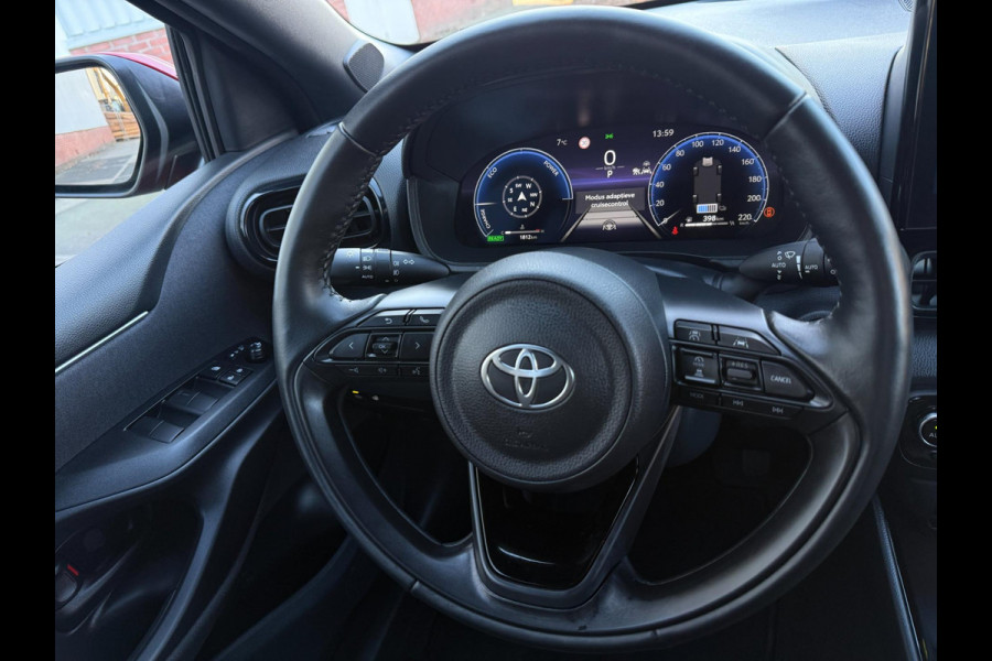 Toyota Yaris 1.5 HYBRID 2024 176PK EXECUTIVE SPORT ACC LED AUT LANE-ASSIST LUXE