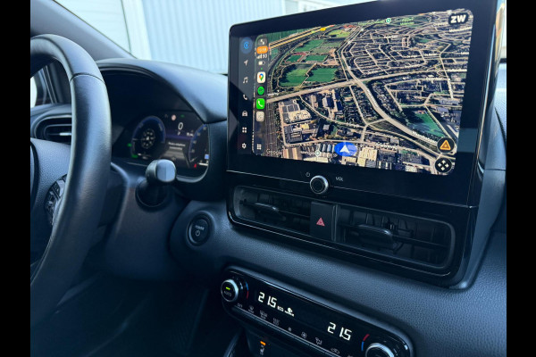 Toyota Yaris 1.5 HYBRID 2024 176PK EXECUTIVE SPORT ACC LED AUT LANE-ASSIST LUXE