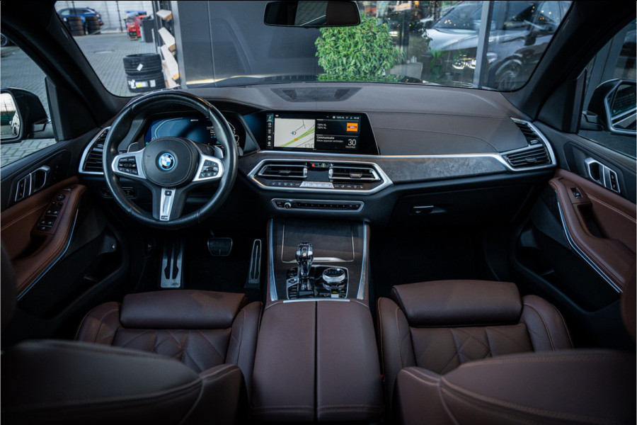 BMW X5 xDrive45e High Executive - M Sport | Panorama | Memory | Elek. Trekhaak | HUD