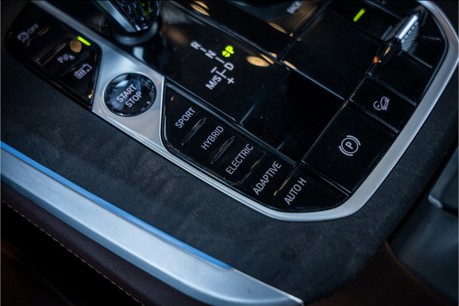 BMW X5 xDrive45e High Executive - M Sport | Panorama | Memory | Elek. Trekhaak | HUD