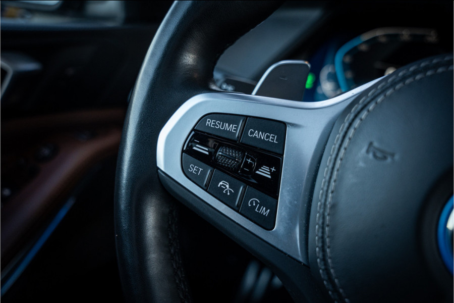 BMW X5 xDrive45e High Executive - M Sport | Panorama | Memory | Elek. Trekhaak | HUD