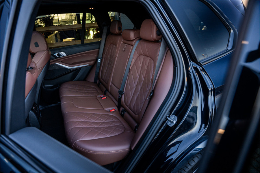 BMW X5 xDrive45e High Executive - M Sport | Panorama | Memory | Elek. Trekhaak | HUD