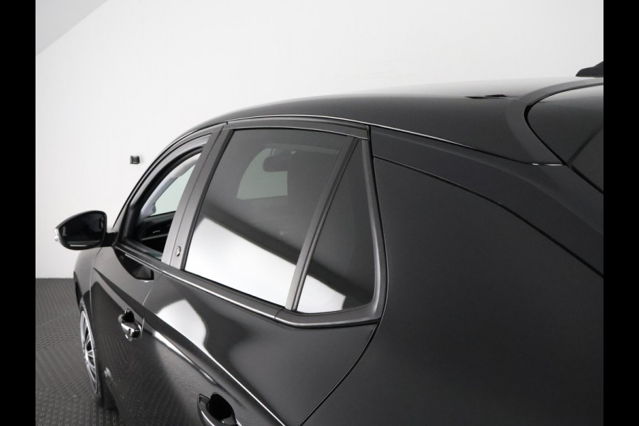 Opel CORSA-E 3 FASE 50kWH ACCU 92 % GARANTIE 2030* TOT 347 KM BEREIK WLTP ! AUTOMAAT . FULL NAVI . ANDROID CARPLAY & ANDROID AUTO .