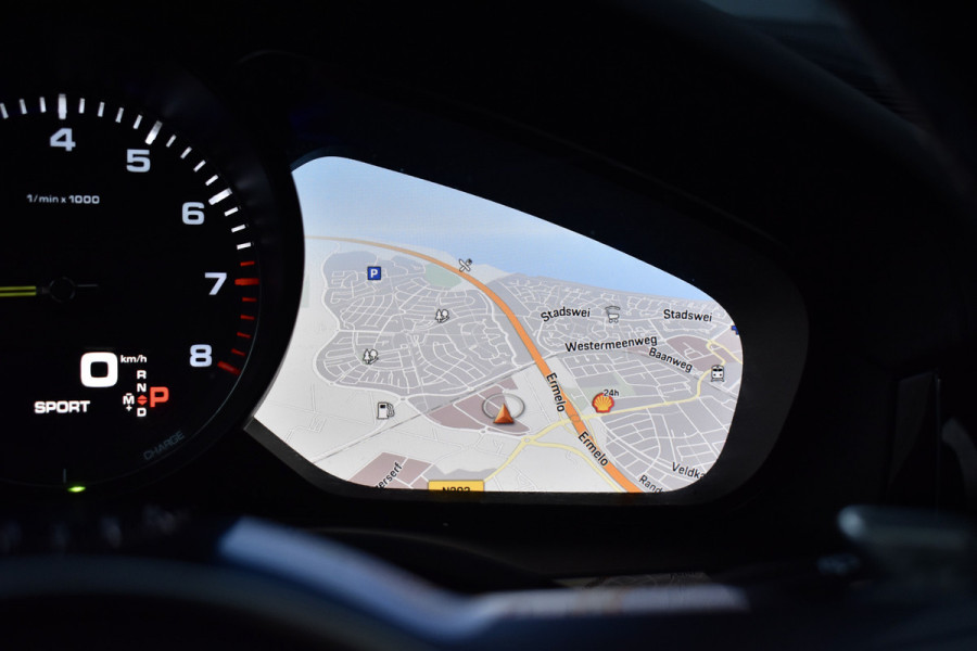 Porsche Cayenne 3.0 E-Hybrid 462pk Sport Chrono | Pano | Trekhaak | 360 Camera | Bose | Stuurverwarming | Luchtvering | Orig. NL |