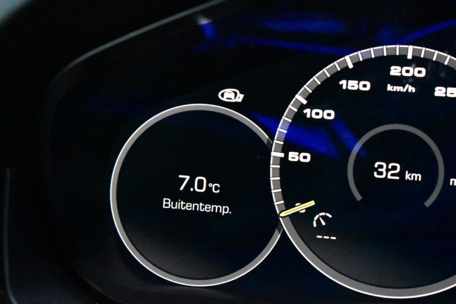 Porsche Cayenne 3.0 E-Hybrid 462pk Sport Chrono | Pano | Trekhaak | 360 Camera | Bose | Stuurverwarming | Luchtvering | Orig. NL |