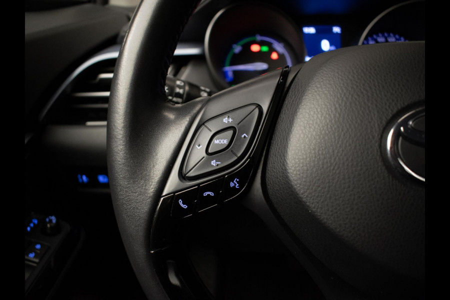 Toyota C-HR 1.8 Hybrid Dynamic (CARPLAY,NAVI,CAMERA,LED,CRUISE,CLIMATE,SPORTSTOELEN,GETINT,NETTESTAAT)