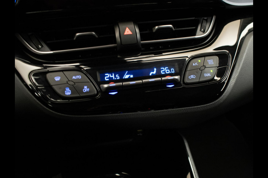 Toyota C-HR 1.8 Hybrid Dynamic (CARPLAY,NAVI,CAMERA,LED,CRUISE,CLIMATE,SPORTSTOELEN,GETINT,NETTESTAAT)