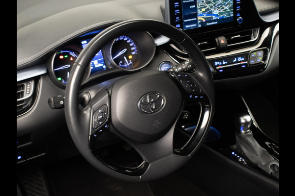 Toyota C-HR 1.8 Hybrid Dynamic (CARPLAY,NAVI,CAMERA,LED,CRUISE,CLIMATE,SPORTSTOELEN,GETINT,NETTESTAAT)