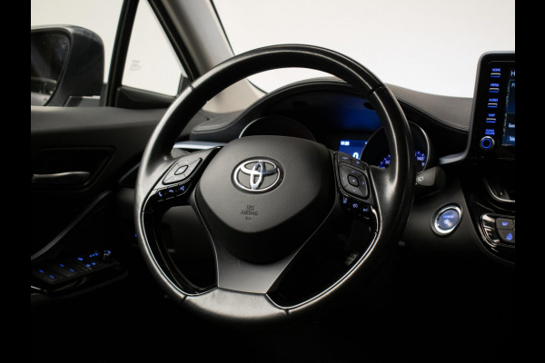 Toyota C-HR 1.8 Hybrid Dynamic (CARPLAY,NAVI,CAMERA,LED,CRUISE,CLIMATE,SPORTSTOELEN,GETINT,NETTESTAAT)