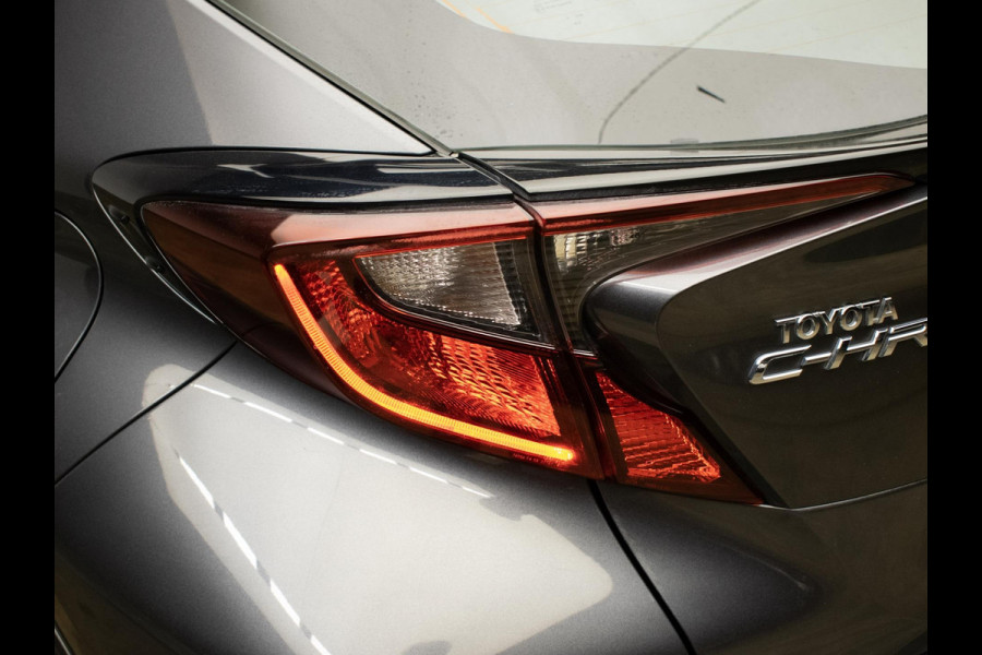Toyota C-HR 1.8 Hybrid Dynamic (CARPLAY,NAVI,CAMERA,LED,CRUISE,CLIMATE,SPORTSTOELEN,GETINT,NETTESTAAT)