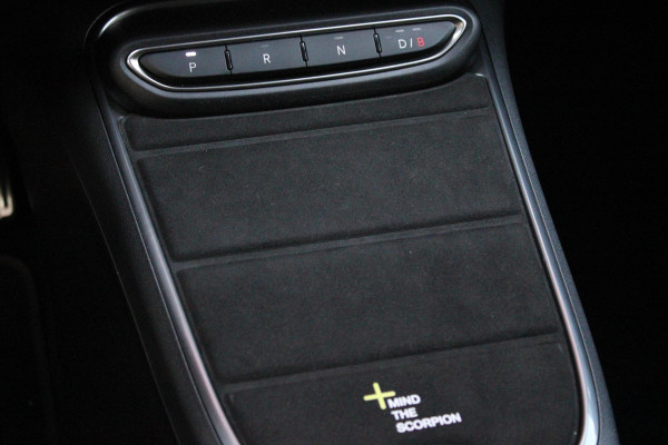 Abarth 600e SCORPIONISSIMA 280PK 54 kWh | SABELT PERFROMANCE SPORTOELEN/BEKLEDING | ENGINE SOUND GENERATOR | PACK DESIGN SCORPIONISSIMA | PACK TECH SCORPIONISSIMA | PACK WINTER (STOEL VERWARMING/VOORRUITVERWARMING) | PACK SCORPION | 20" LICHTMETALEN VELGEN | ABARTH BODYKIT | 360° PARKEERSENSOREN | REMKLAUWEN GROEN | ELEKTRISCH BEDIENBARE BESTUURDERSSTOEL | AMBIANCE INTERIEUR VERLICHTING | ACHTERUITRIJ CAMERA | ADAPTIVE CRUISE CONTROL | DRAADLOZE APPLE CARPLAY/ANDROID AUTO | DODEHOEK DETECTIE | DC SNELLAAD FUNCTIE | DRAADLOZE APPLE CARPLAY/ANDROID AUTO | ELEKTRISCH BEDIENBARE ACHTE