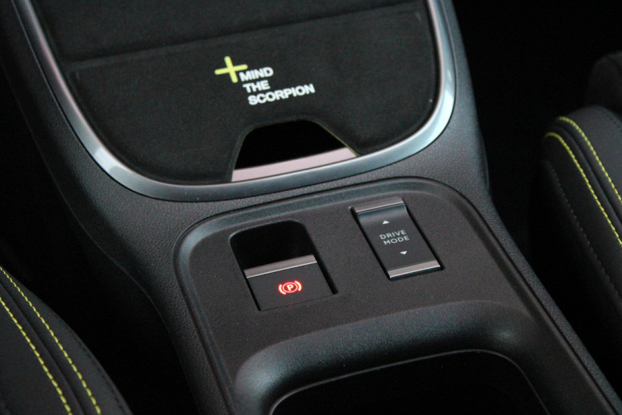 Abarth 600e SCORPIONISSIMA 280PK 54 kWh | SABELT PERFROMANCE SPORTOELEN/BEKLEDING | ENGINE SOUND GENERATOR | PACK DESIGN SCORPIONISSIMA | PACK TECH SCORPIONISSIMA | PACK WINTER (STOEL VERWARMING/VOORRUITVERWARMING) | PACK SCORPION | 20" LICHTMETALEN VELGEN | ABARTH BODYKIT | 360° PARKEERSENSOREN | REMKLAUWEN GROEN | ELEKTRISCH BEDIENBARE BESTUURDERSSTOEL | AMBIANCE INTERIEUR VERLICHTING | ACHTERUITRIJ CAMERA | ADAPTIVE CRUISE CONTROL | DRAADLOZE APPLE CARPLAY/ANDROID AUTO | DODEHOEK DETECTIE | DC SNELLAAD FUNCTIE | DRAADLOZE APPLE CARPLAY/ANDROID AUTO | ELEKTRISCH BEDIENBARE ACHTE