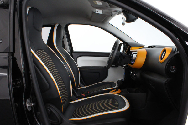 Renault Twingo 0.9 TCe Intens > 92pk Automaat / Navigatie via Apple Carplay/Android Auto / cruise control