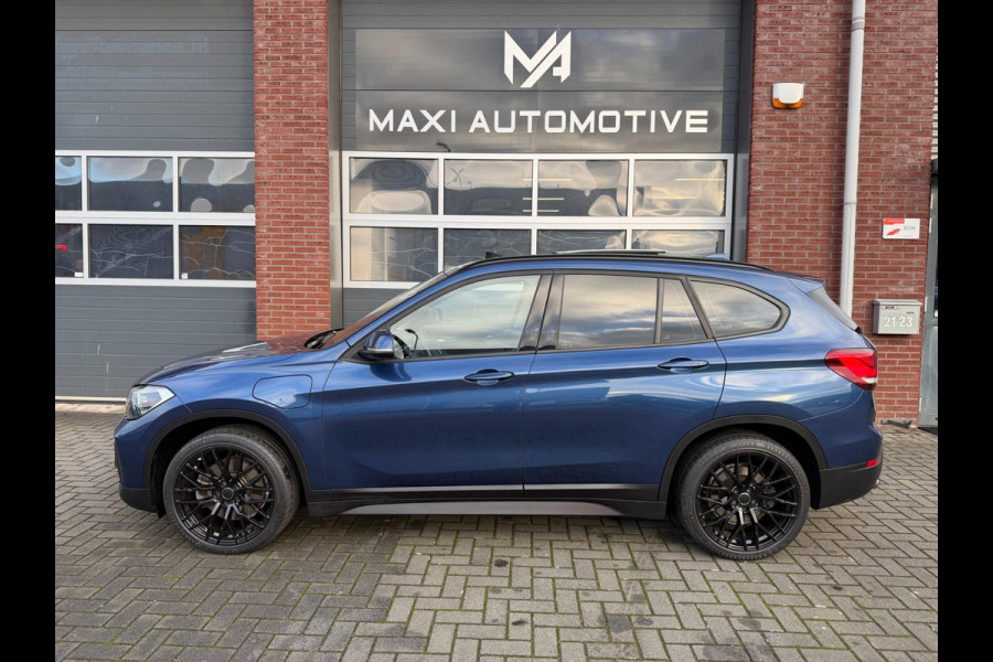 BMW X1 XDrive25e High Executive LED Pano Navi Camera ACC PDC