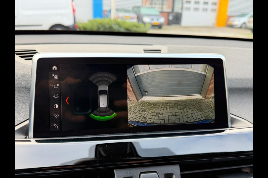 BMW X1 XDrive25e High Executive LED Pano Navi Camera ACC PDC