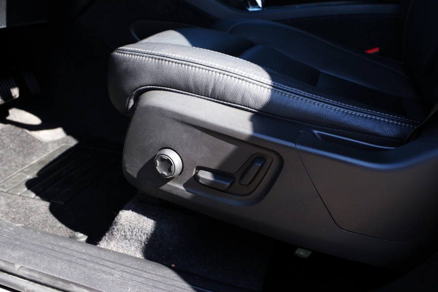 Volvo XC40 1.5 T4 211 PK Recharge Inscription, Panoramadak, Harman/Kardon, 360 Camera